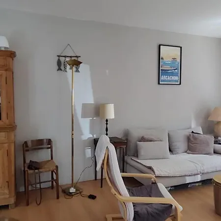 House With Garden Near The Of *