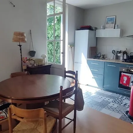 Дом отдыха House With Garden Near The Of